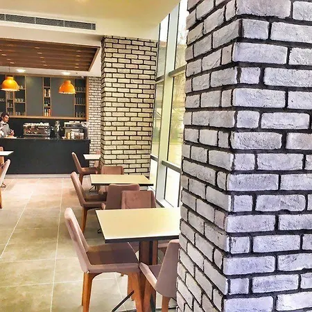 Mac Vazo Kule Istanbul