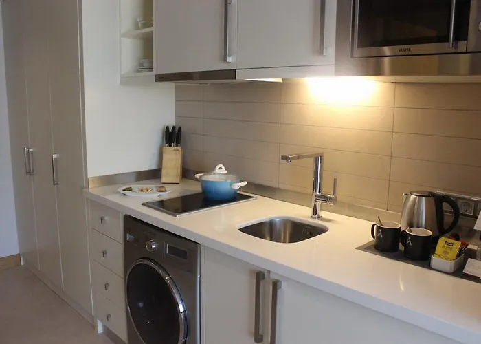 Mac Vazo Kule Hotel 3*